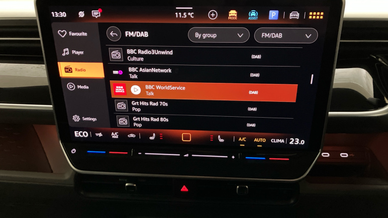 Volkswagen ID. Buzz 210kW Life Pro 86kWh 5dr LWB Auto [7 Seat] Electric Estate